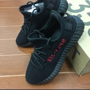 yeezy 350v2black red